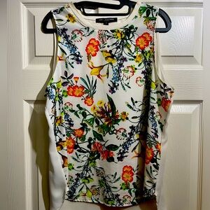 Sleeveless white back floral print top